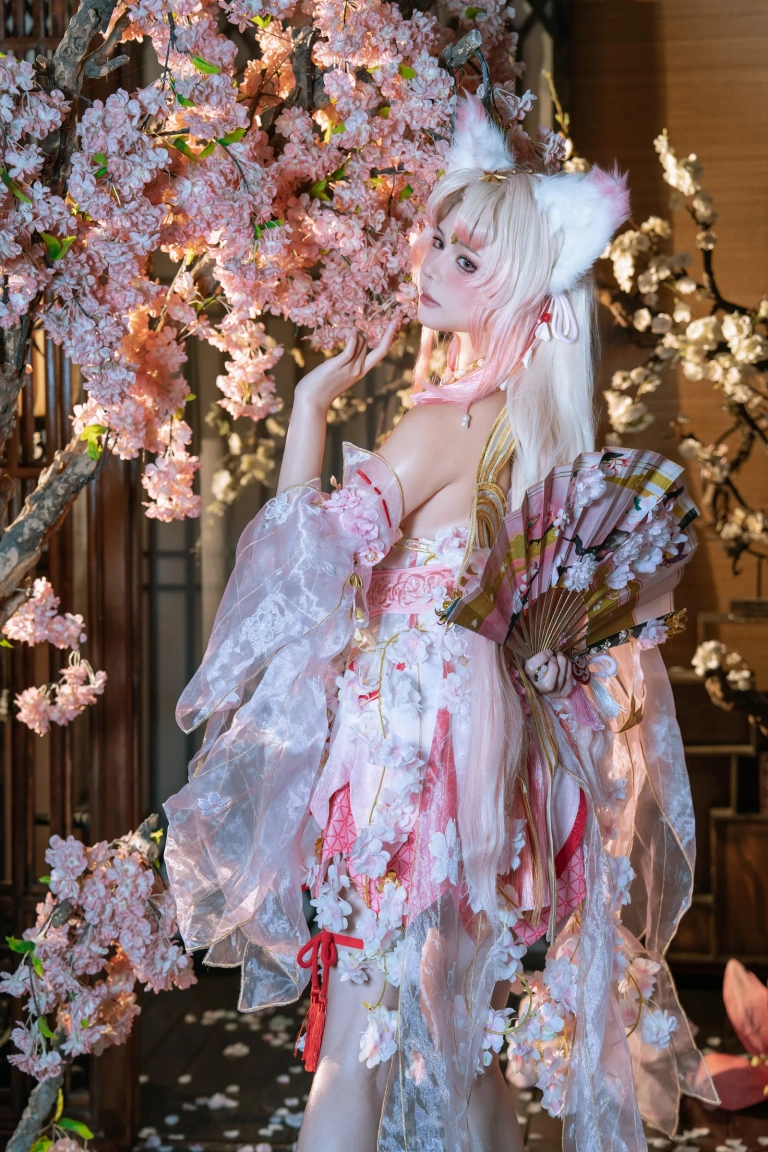 七月喵子《胡桃和殷紫萍cos》主题写真：109张全套美图