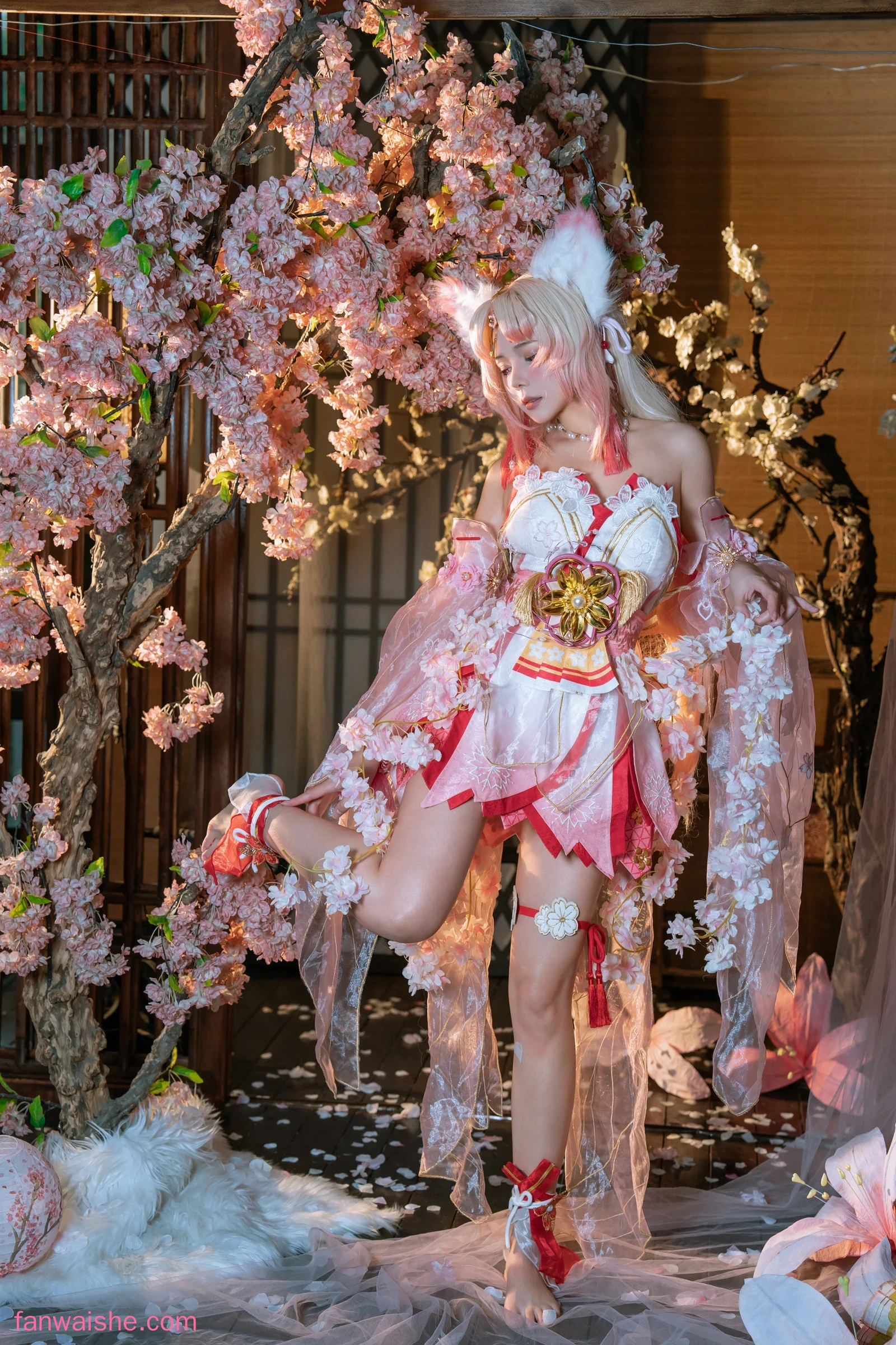 七月喵子 七月喵子 NO.050 - 胡桃和殷紫萍cos