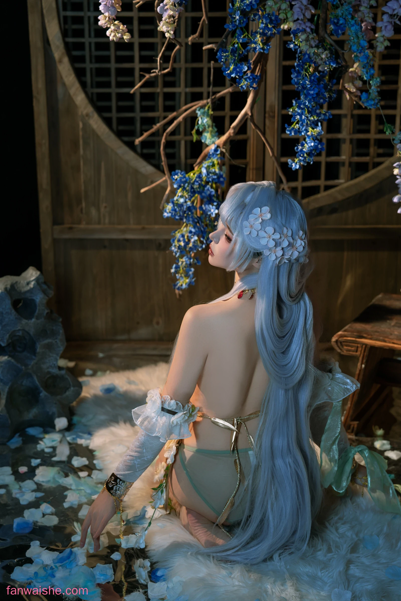 七月喵子 七月喵子 NO.050 - 胡桃和殷紫萍cos
