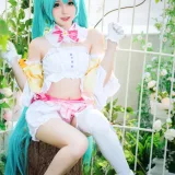 焖焖碳《初音未来复活节兔子》主题写真：22张全套美图