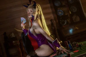 阿包也是兔娘《黑枪呆兔女郎》主题写真：25张全套美图