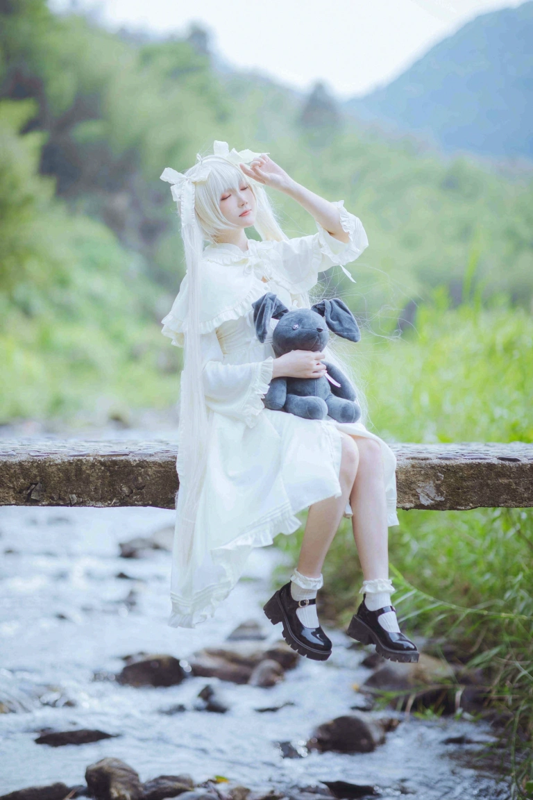 瓜希酱《春日野穹》主题写真：25张全套美图