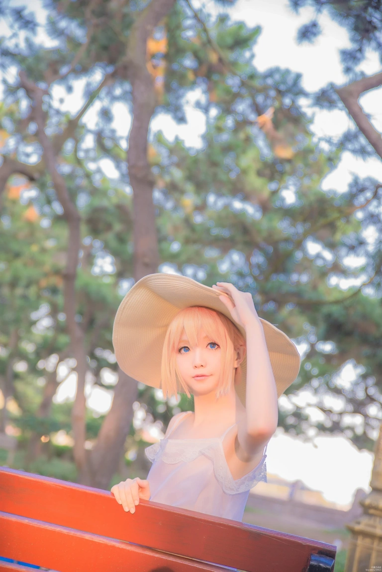 星之迟迟《乱藤四郎》主题写真：28张全套美图
