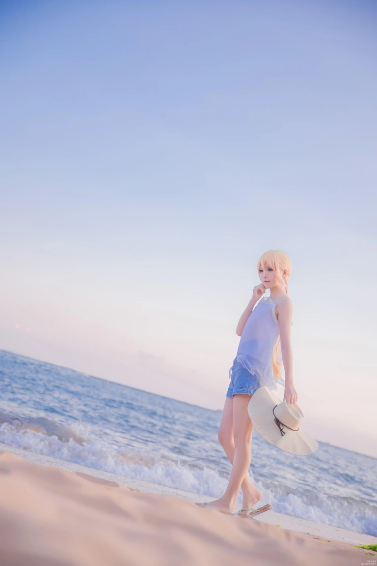 星之迟迟《乱藤四郎》主题写真：28张全套美图