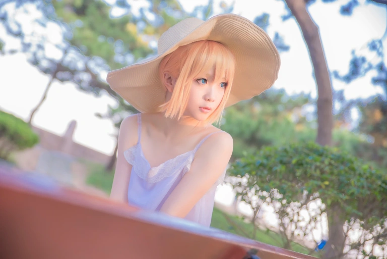 星之迟迟《乱藤四郎》主题写真：28张全套美图