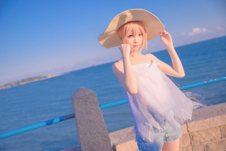 星之迟迟《乱藤四郎》主题写真：28张全套美图