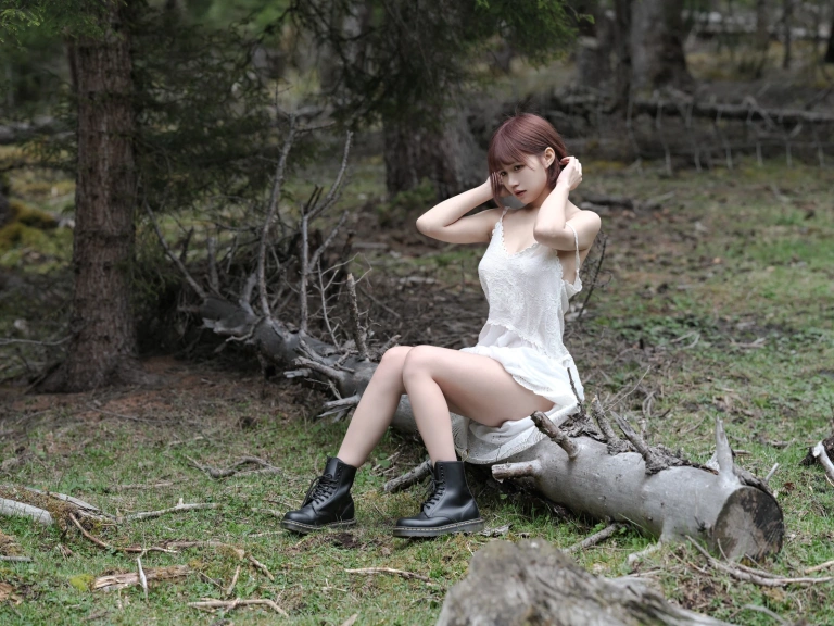 小仓千代《潮汐典藏》主题写真：28张全套美图
