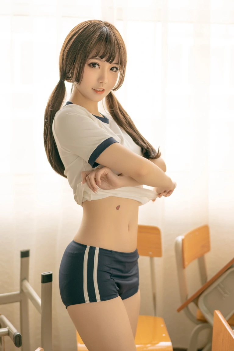 桃良阿宅《体操服》主题写真：31张全套美图