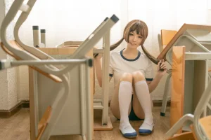 桃良阿宅《体操服》主题写真：31张全套美图