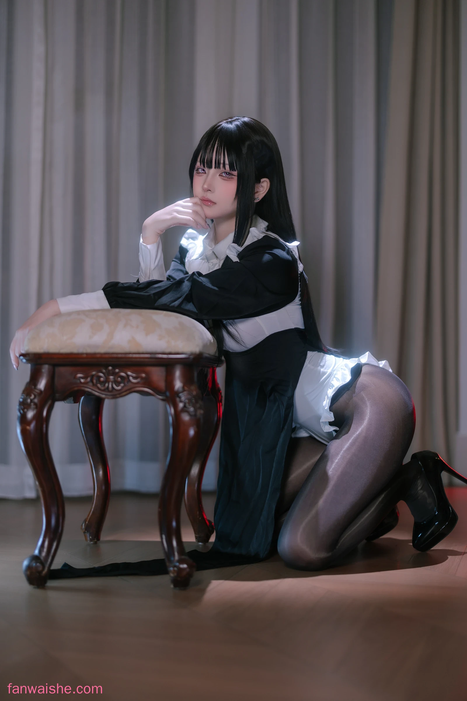 屿鱼 屿鱼 NO.051 - 黑丝修女