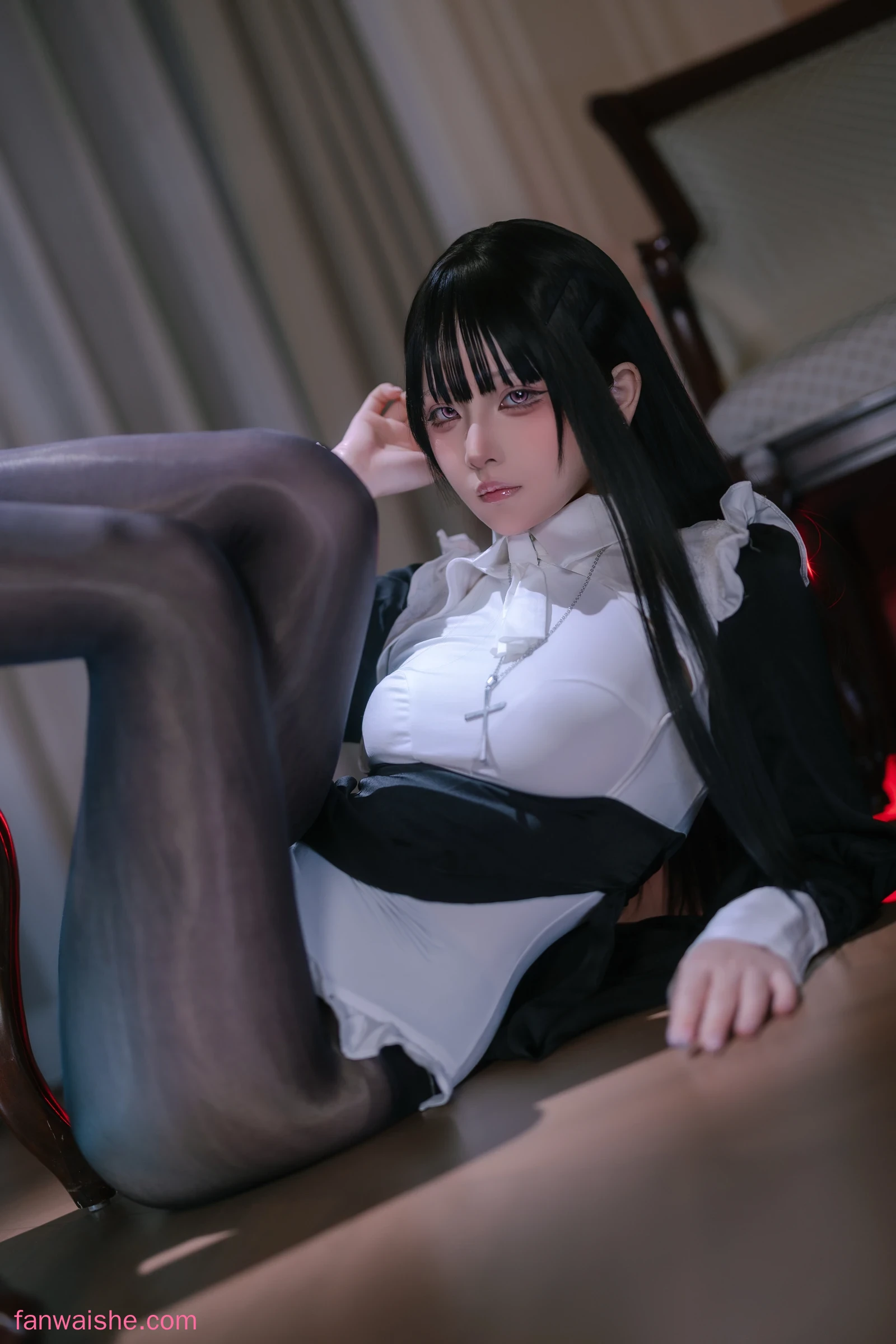屿鱼 屿鱼 NO.051 - 黑丝修女