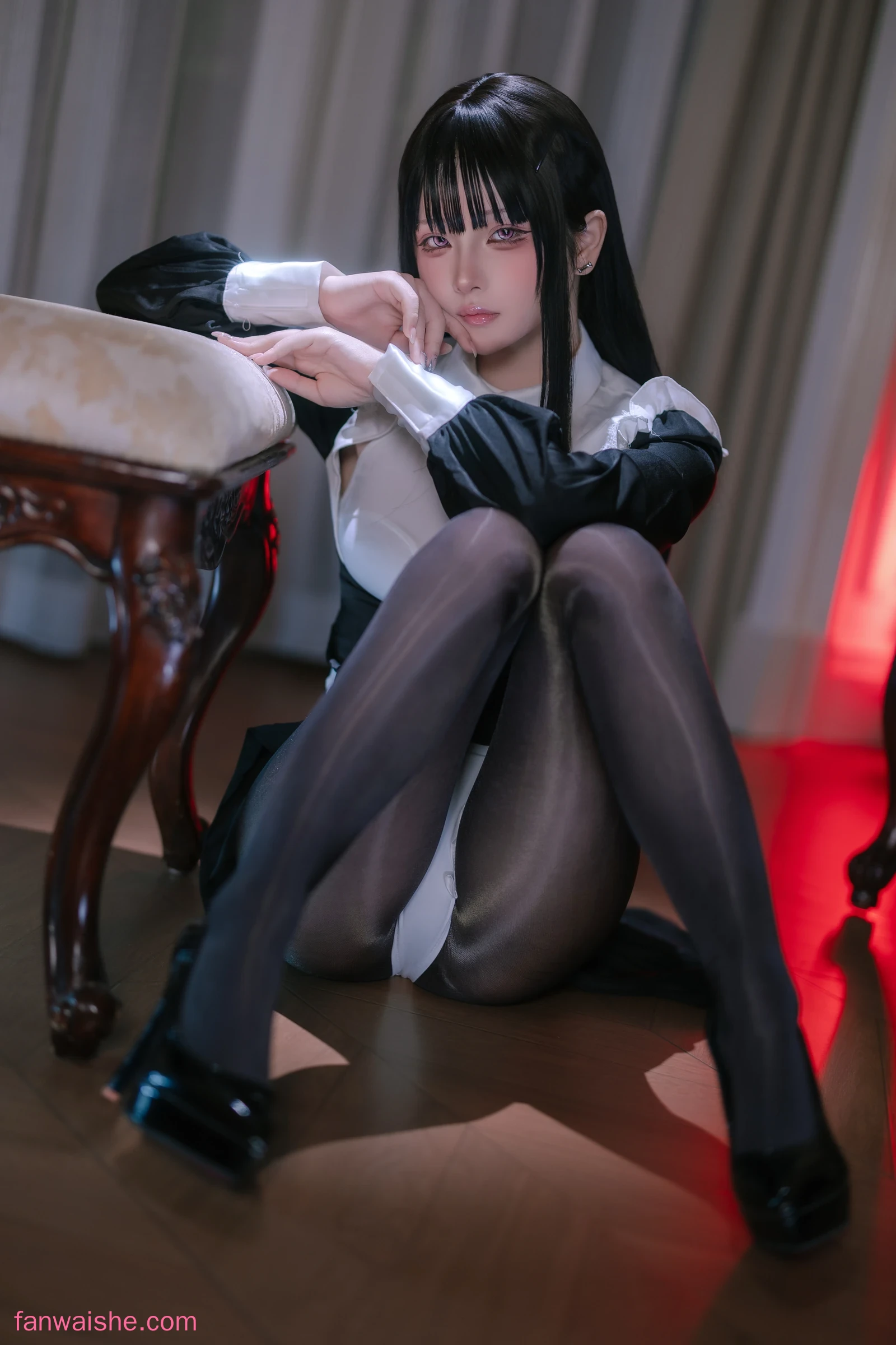 屿鱼 屿鱼 NO.051 - 黑丝修女