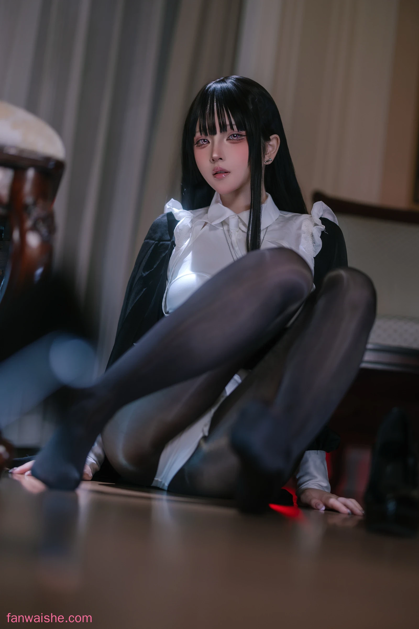 屿鱼 屿鱼 NO.051 - 黑丝修女