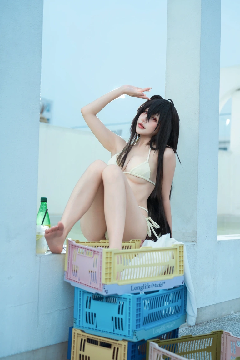 是一只熊仔《大凤泳装》主题写真：47张全套美图