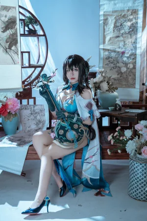 虎森森《崩坏·星穹铁道 阮梅》主题写真：50张全套美图