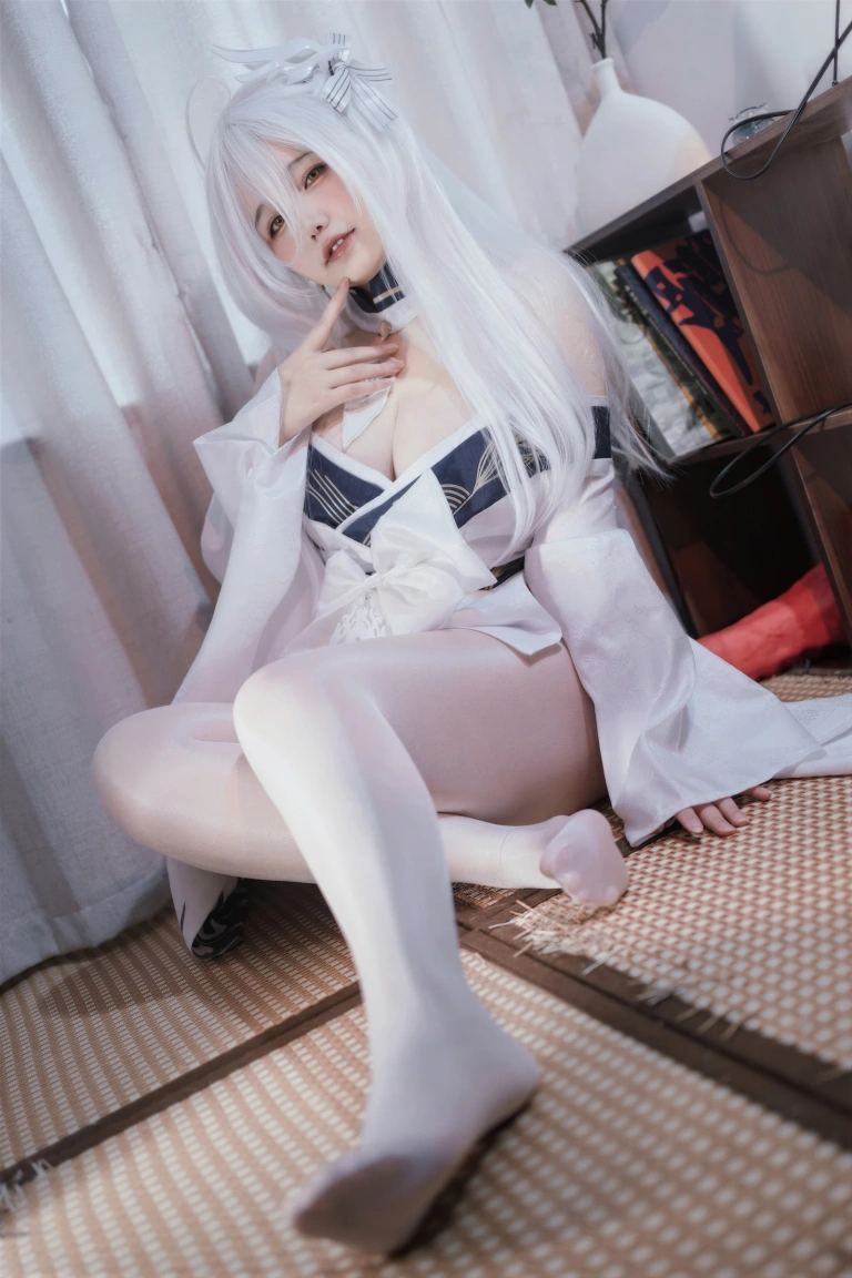 阿半今天很开心《碧蓝航线 白凤和服》主题写真：60张全套美图，含1个视频