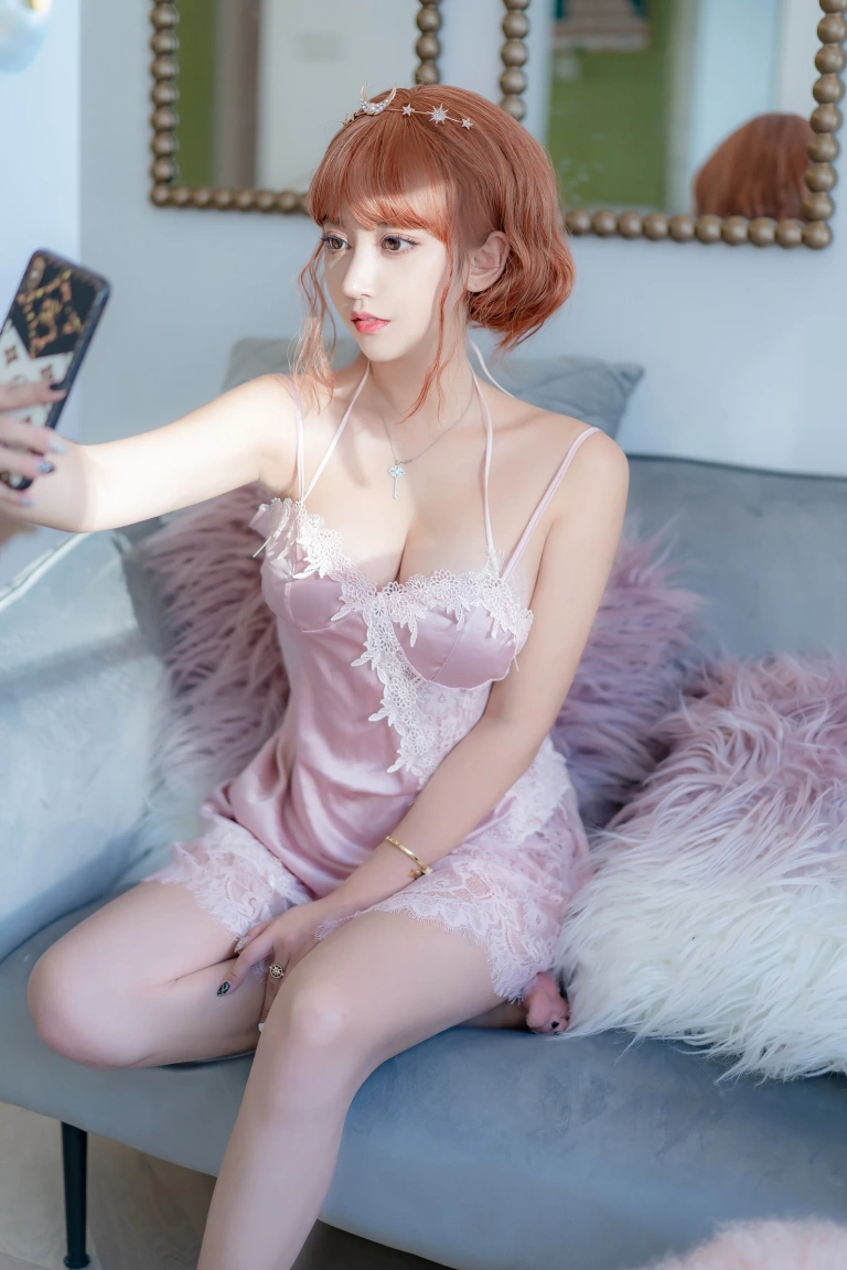 过期米线线喵《星月公主》主题写真：63张全套美图