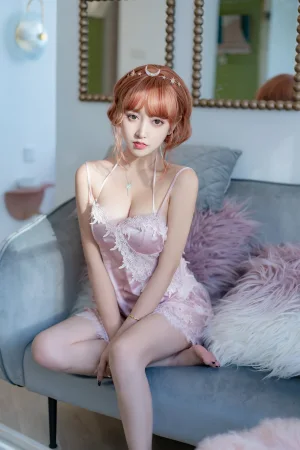 过期米线线喵《星月公主》主题写真：63张全套美图