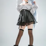 花铃《芙洛伦 药心巧克力》主题写真：84张全套美图