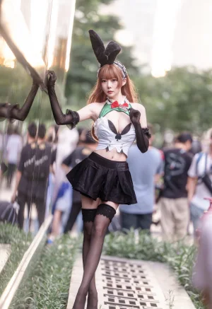 香草喵露露《碧蓝航线 莫妮卡》主题写真：18张全套美图