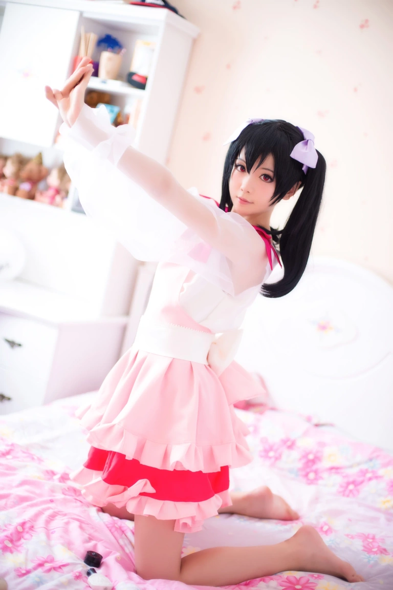 星之迟迟《矢泽妮可》主题写真：18张全套美图