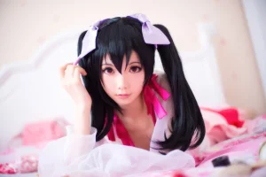 星之迟迟《矢泽妮可》主题写真：18张全套美图