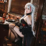 瓜希酱《欧根亲王沉醉于夜》主题写真：20张全套美图