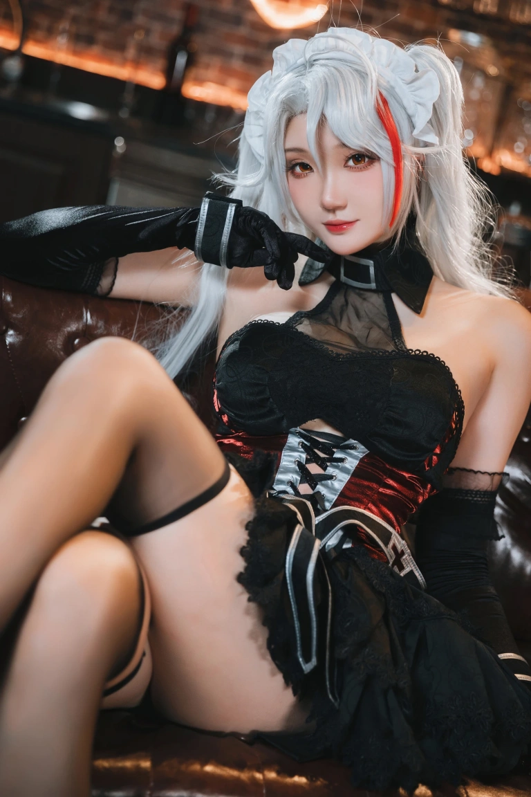 瓜希酱《欧根亲王沉醉于夜》主题写真：20张全套美图