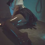面饼仙儿《脑内少女 浴缸黑丝》主题写真：21张全套美图