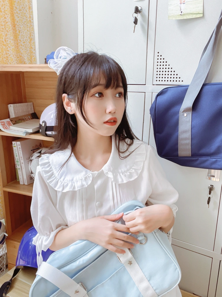 不呆猫《清纯妹妹》主题写真：24张全套美图