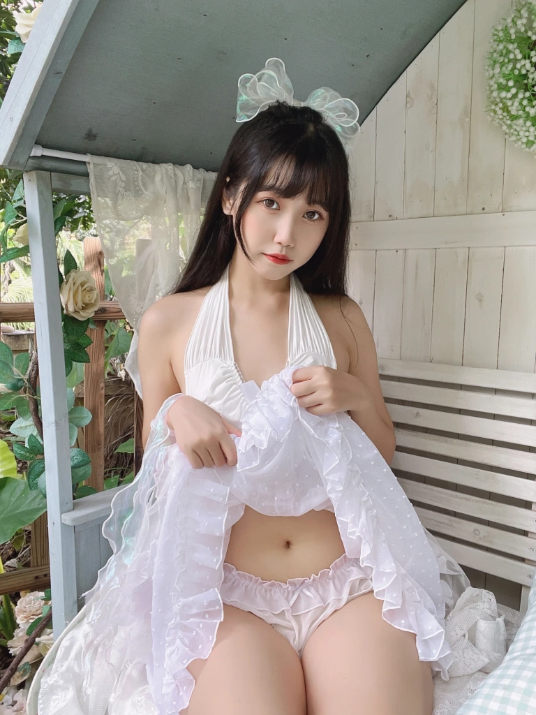 不呆猫《清纯妹妹》主题写真：24张全套美图