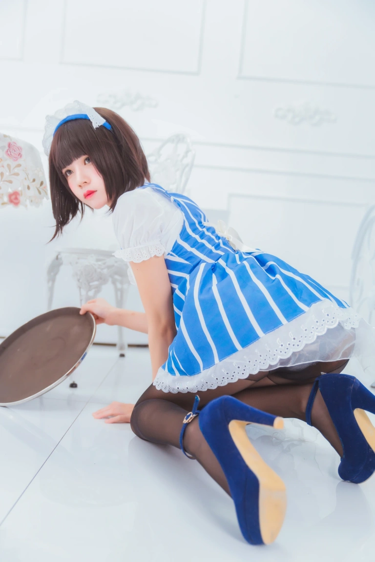桜桃喵《加藤惠 妹抖》主题写真：29张全套美图