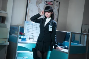 虎森森《蔚蓝档案 调月莉音》主题写真：35张全套美图