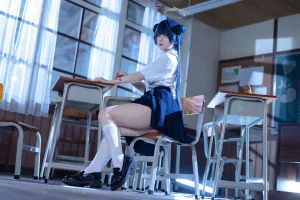屿鱼《蔚蓝档案 妃咲JK》主题写真：61张全套美图