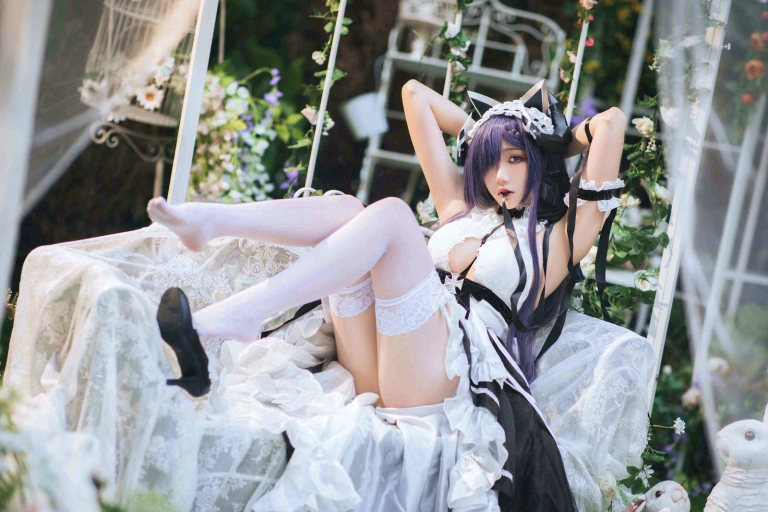 瓜希酱《奥古斯特女仆》主题写真：24张全套美图