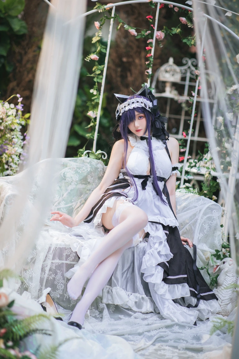 瓜希酱《奥古斯特女仆》主题写真：24张全套美图