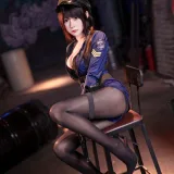 香草喵露露《十一月舰长 女警》主题写真：40张全套美图，含1个视频