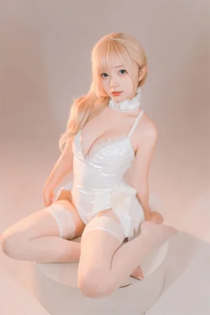 花铃《纯白小花嫁》主题写真：48张全套美图