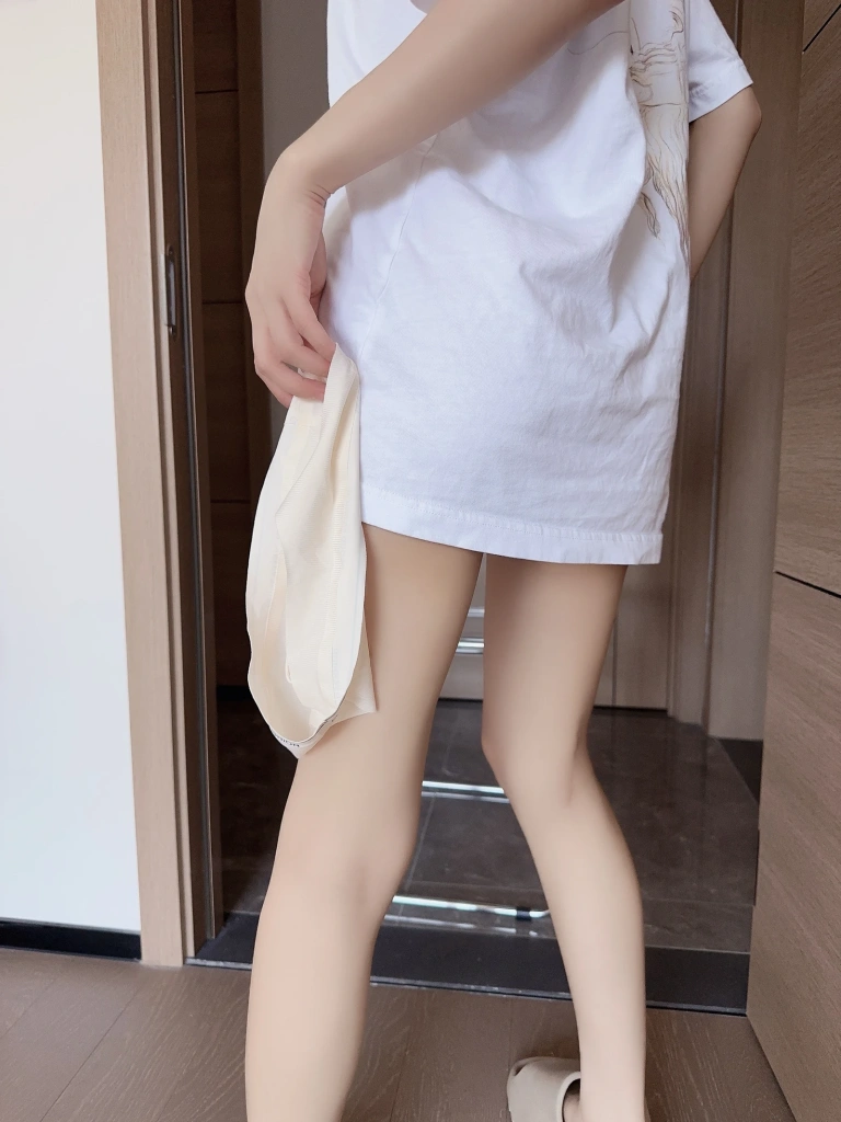 布丁大法《[Perohub] 2024年08月应援团（7套）》主题写真：206张全套美图，含13个视频