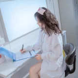 桃良阿宅《诊疗室》主题写真：118张全套美图