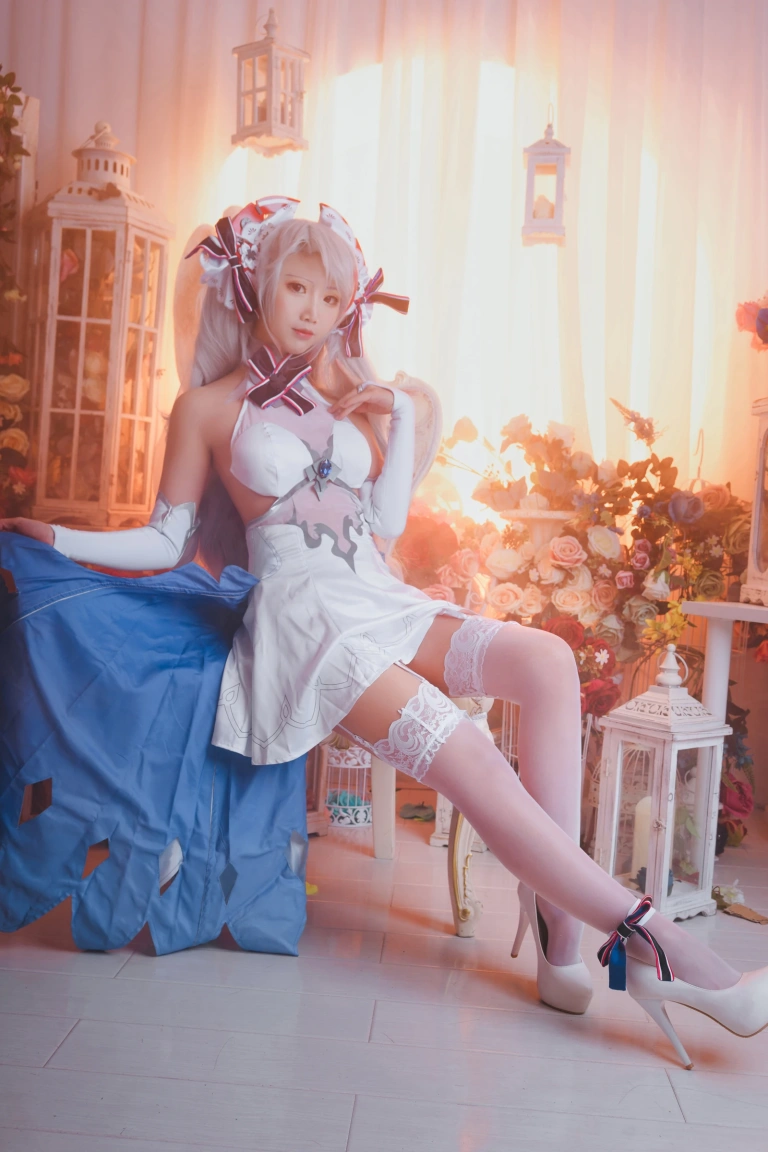 面饼仙儿《欧根花嫁》主题写真：22张全套美图