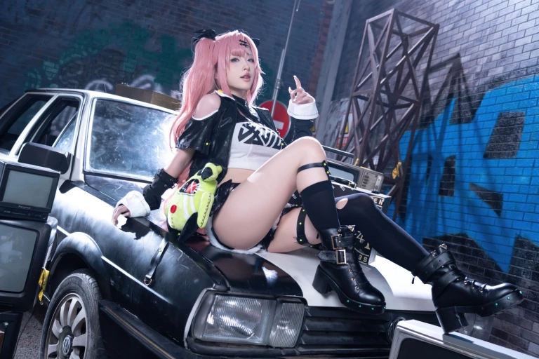 清水由乃《绝区零 妮可》主题写真：26张全套美图