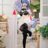 花铃《甘雨女仆》主题写真：41张全套美图