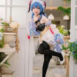 花铃《甘雨女仆》主题写真：41张全套美图