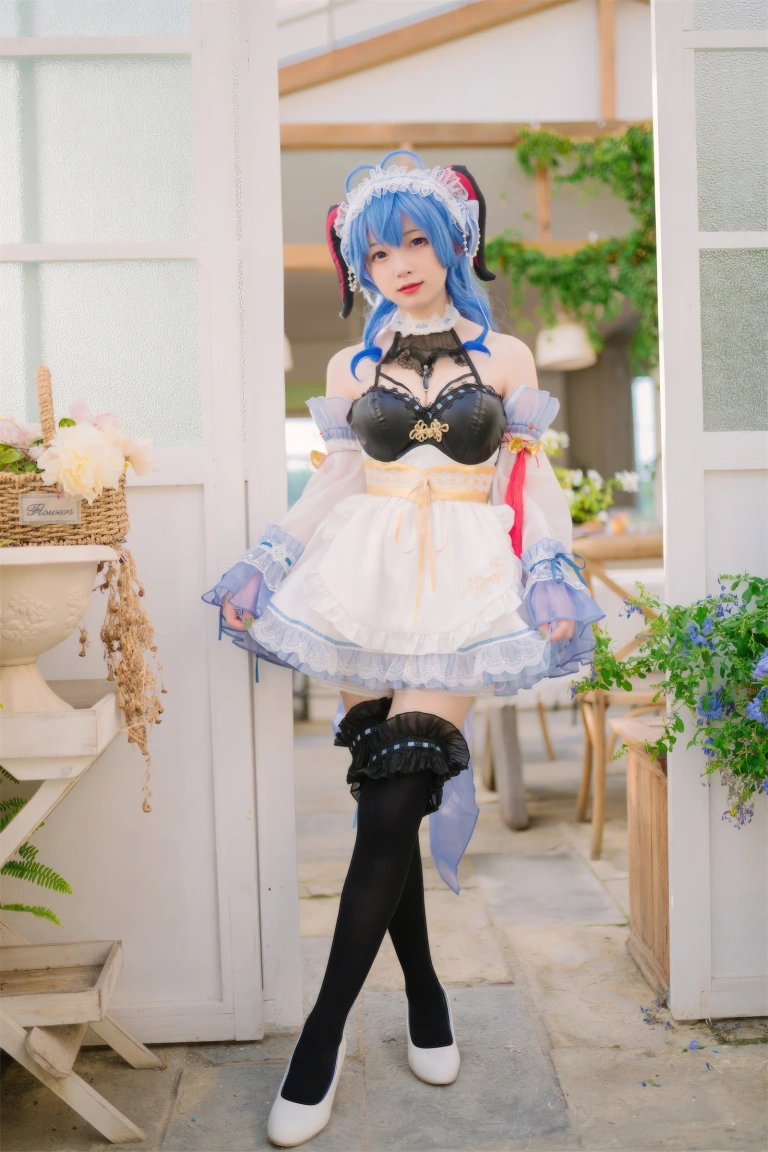 花铃《甘雨女仆》主题写真：41张全套美图