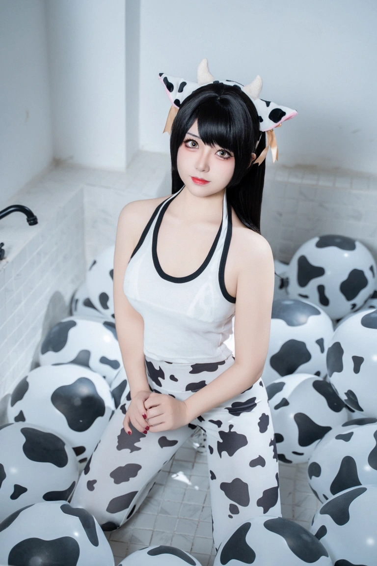 虎森森《小奶牛》主题写真：45张全套美图