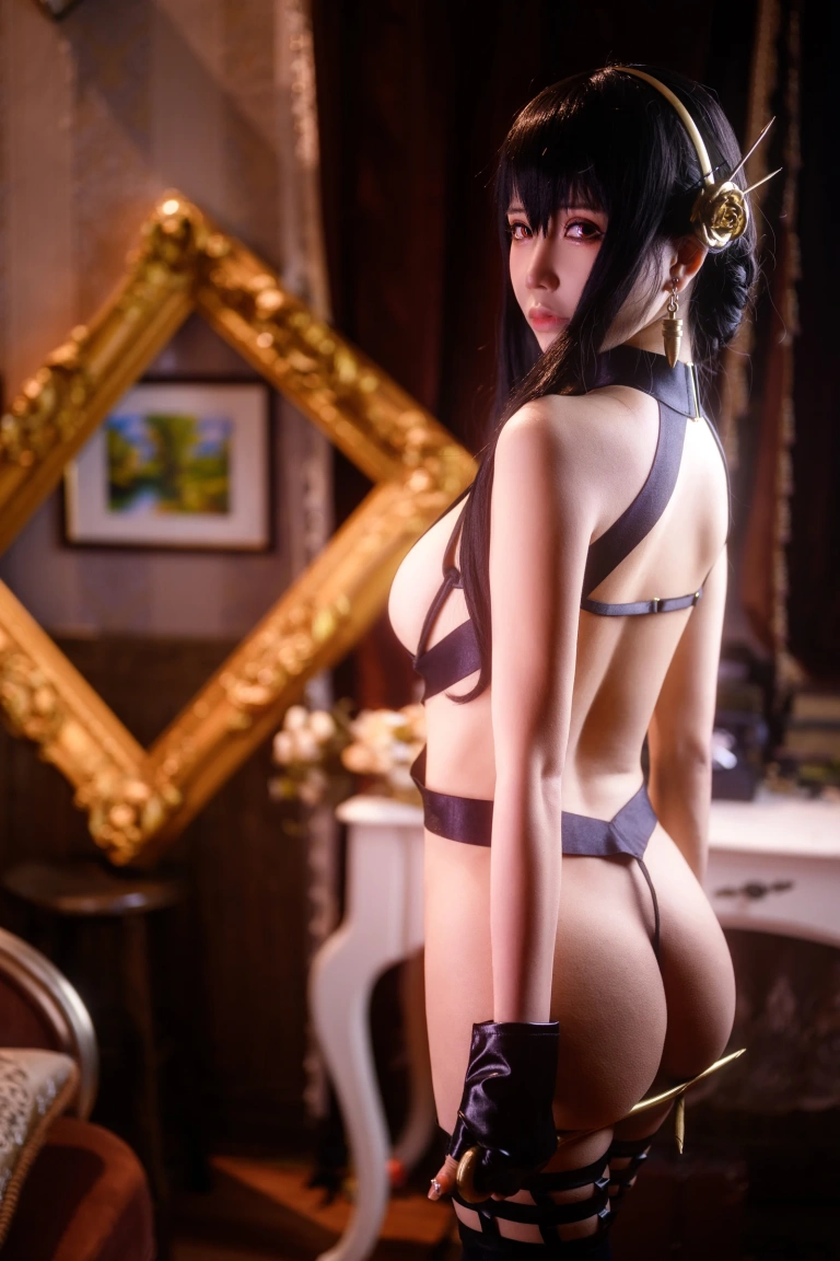 抱走莫子《间谍过家家 约尔太太》主题写真：52张全套美图，含18个视频