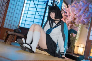 屿鱼《蔚蓝档案 桐生桔梗》主题写真：55张全套美图