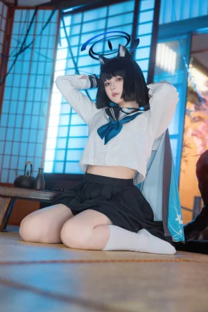 屿鱼《蔚蓝档案 桐生桔梗》主题写真：55张全套美图
