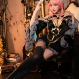 瓜希酱《玉藻前 漆黑魔术服》主题写真：20张全套美图